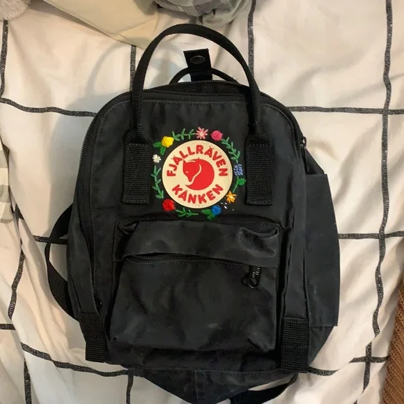 Fjallraven | Bags | Fjallraven Kanken Black Backpack | Poshmark display picture 1